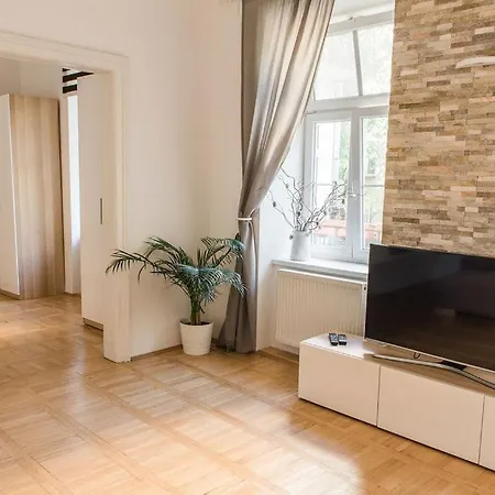 Apartmán Lion 2, Big Size, High Ceilings, Garden Bratislava